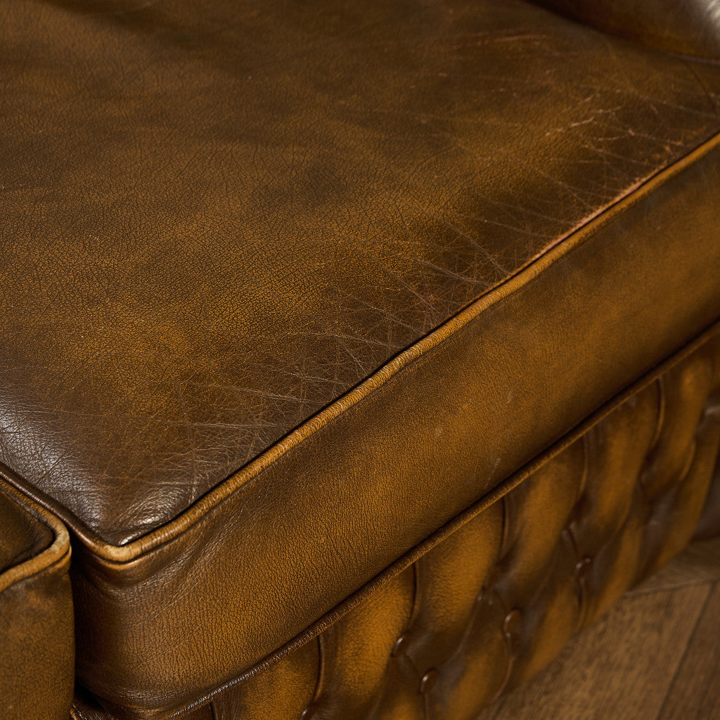 英国 クラシック チェスターフィールド ソファ