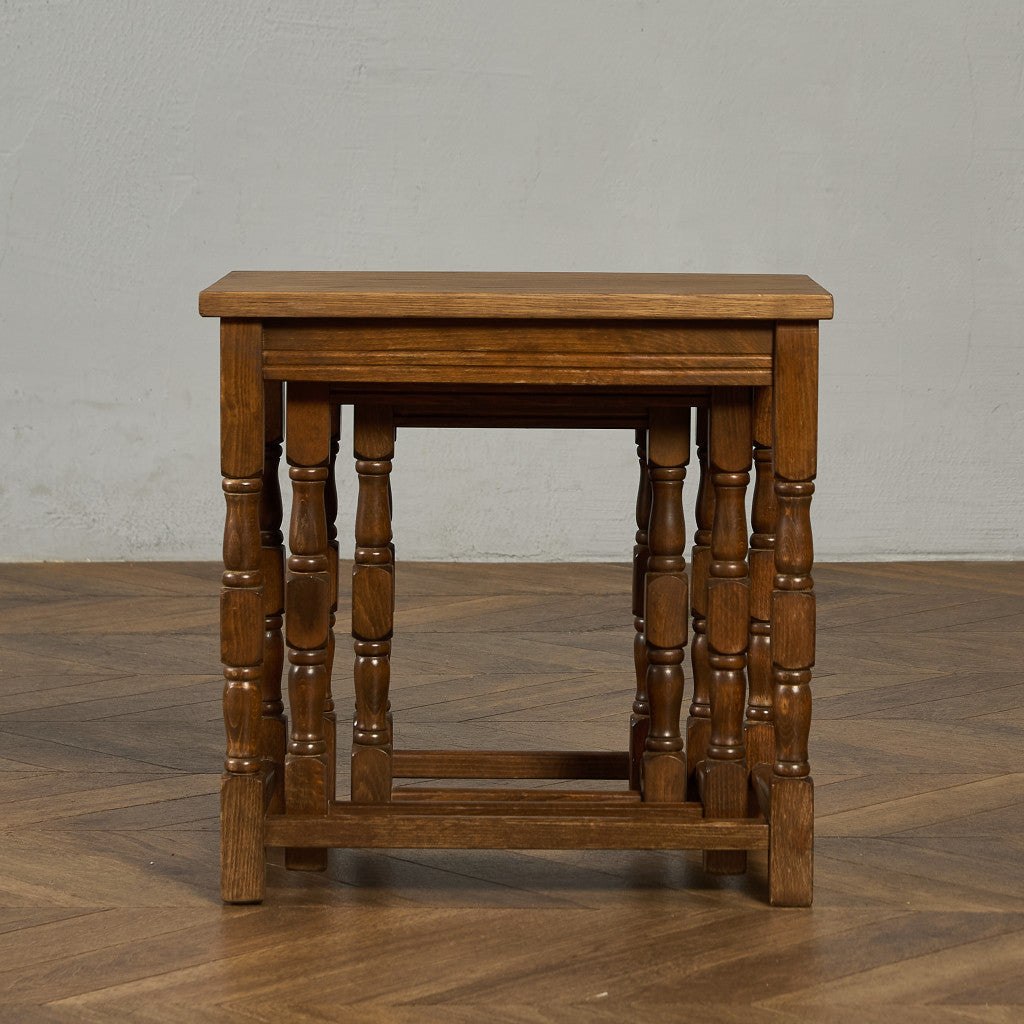 英国 クラシック ネストテーブル