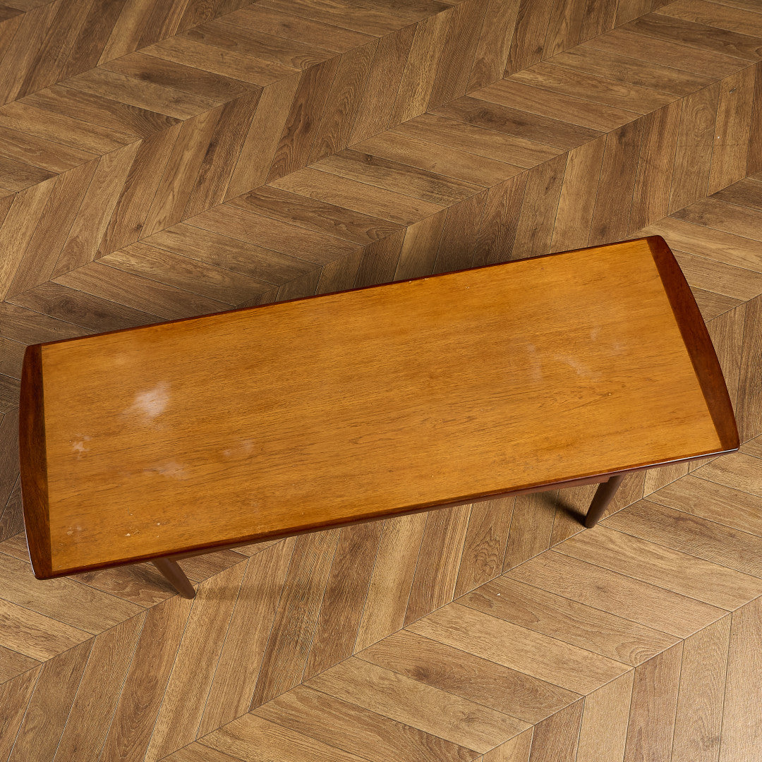 brasilia コーヒーテーブル