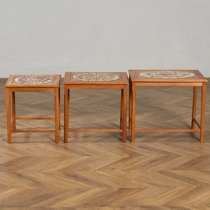 デンマーク TOFTEN タイルトップ ネストテーブル