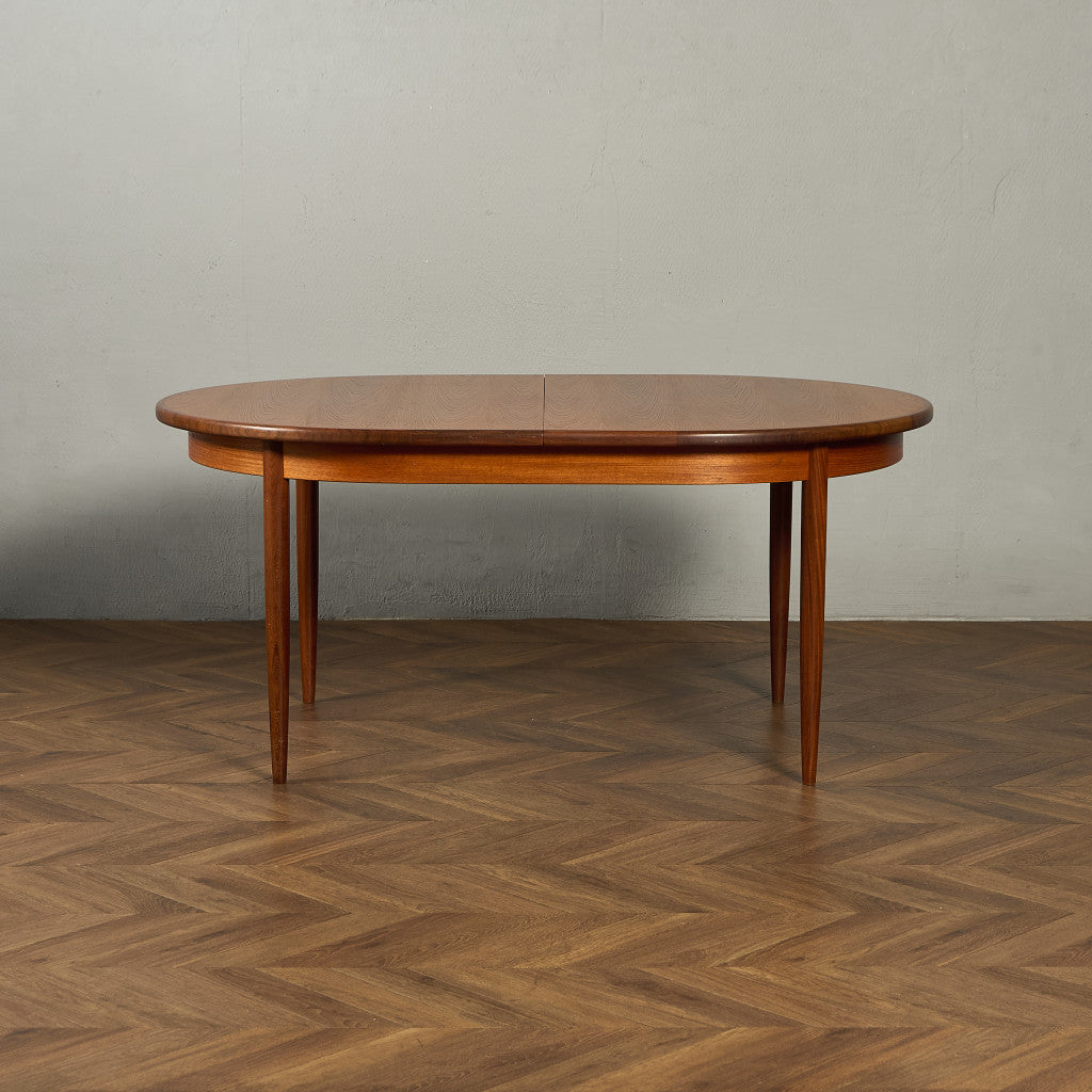 ヴィンテージ エクステンション オーバルダイニングテーブル
