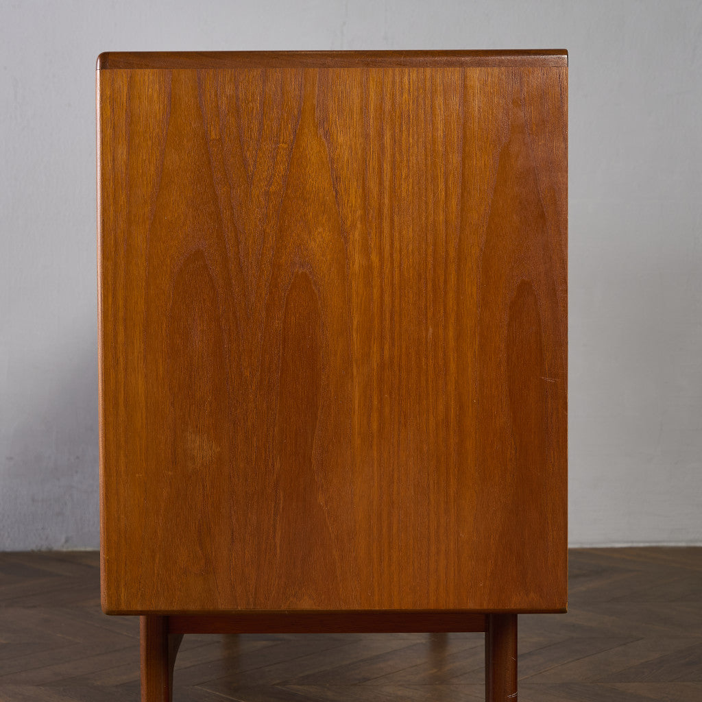 Fresco ヴィンテージ 脚付き サイドボード (4072)