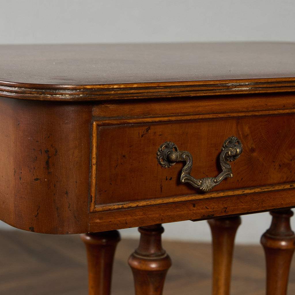 サイドテーブル