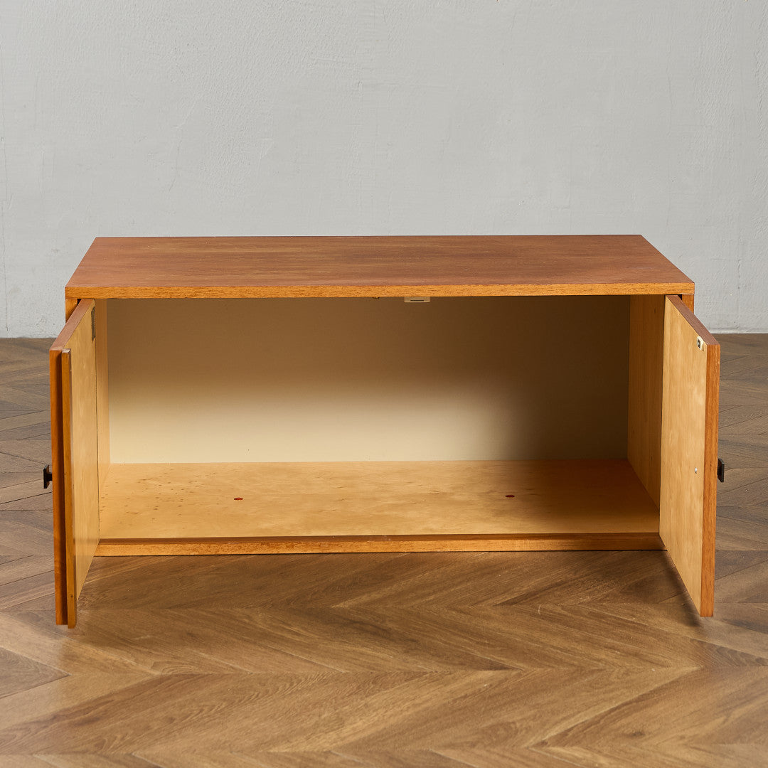 ヨーロッパ ヴィンテージ キャビネット