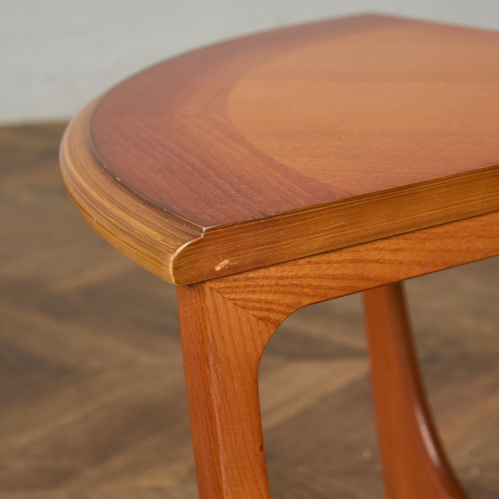 ヴィンテージ ガラストップ ネスト コーヒーテーブル