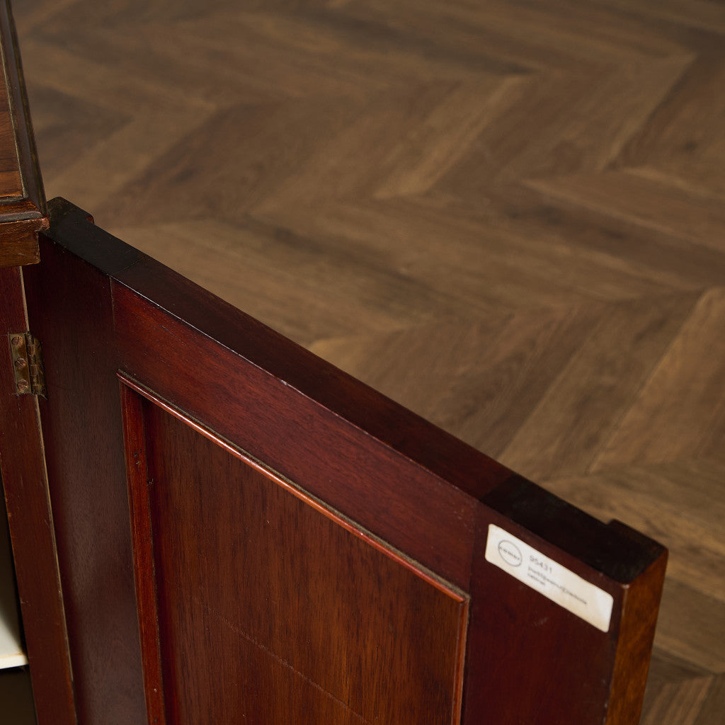 英国 クラシック サイドキャビネット #95431