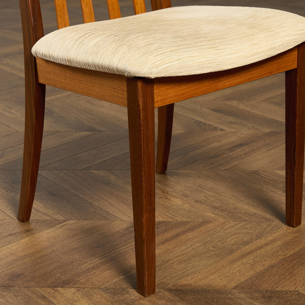 スラットバックチェア (4540)