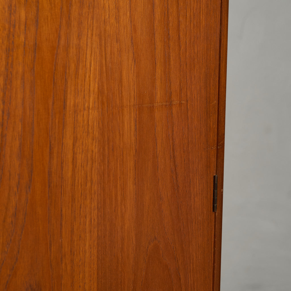 Fresco 2ドア ワードローブ (2100D)