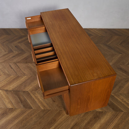 Fresco ヴィンテージ 脚付き サイドボード (4072)