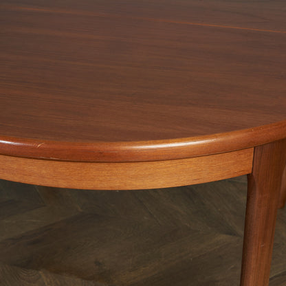 Elliotts Of Newbury Extendable Round Dining Table #84697