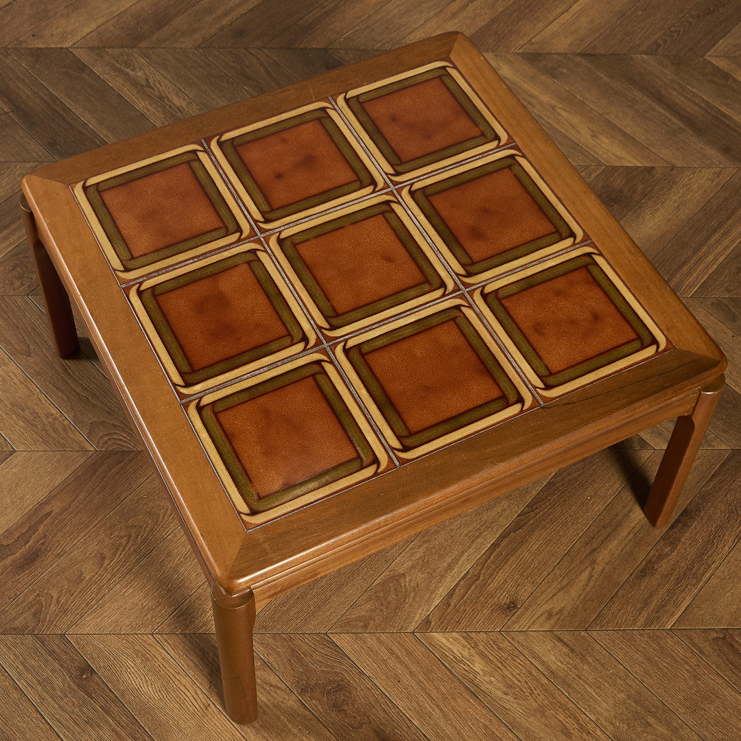 ヴィンテージ タイルトップ センターテーブル