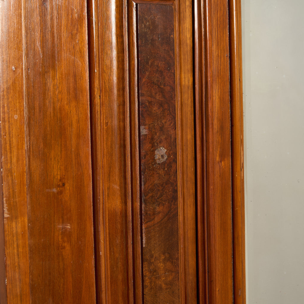 英国 アンティーク ワードローブ