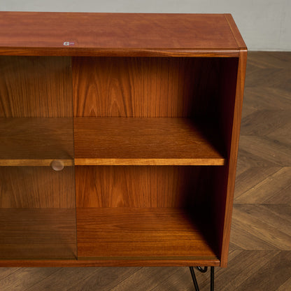 ヴィンテージ ガラスブックケース  カスタム アイアンヘアピンレッグ