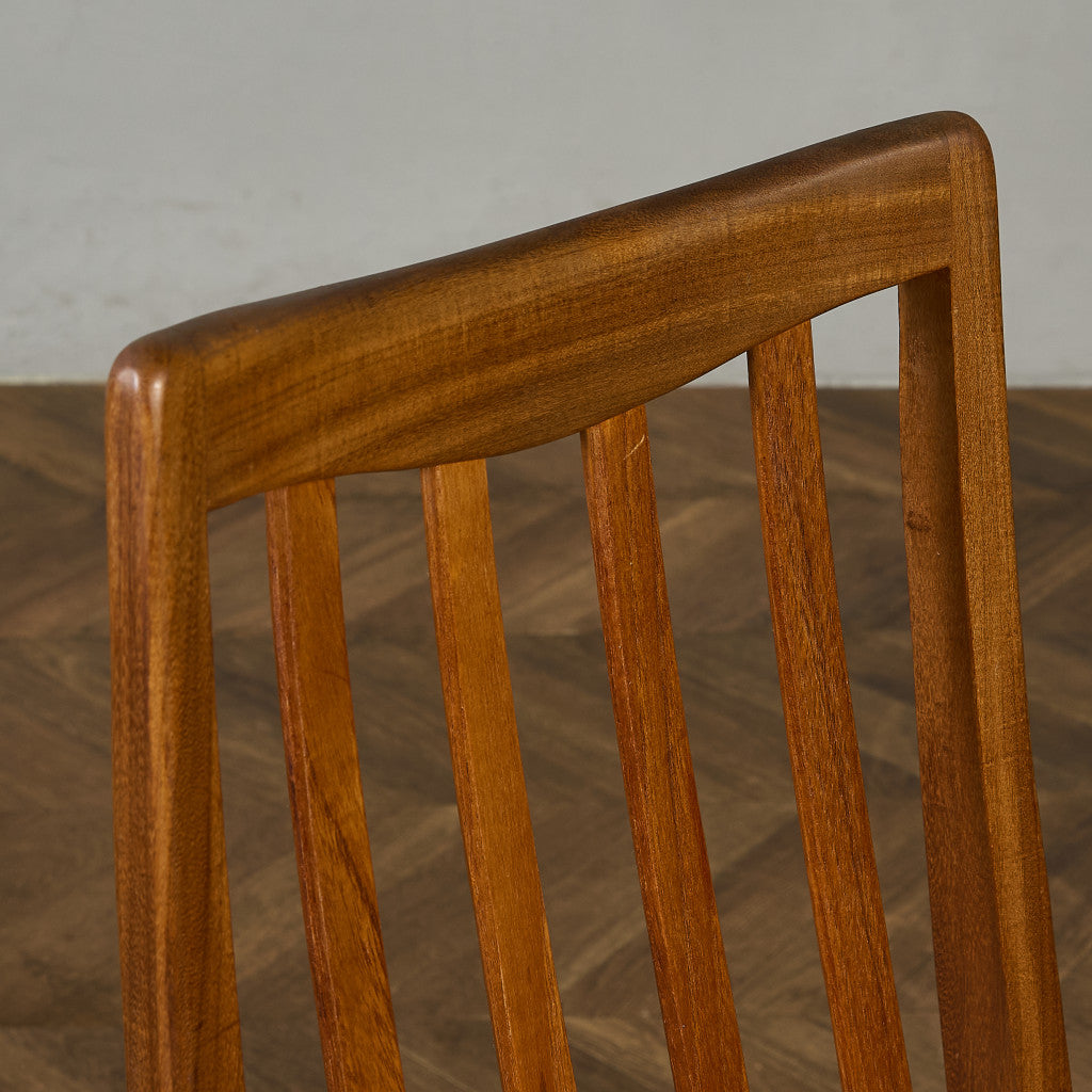 スラットバックチェア (4540)