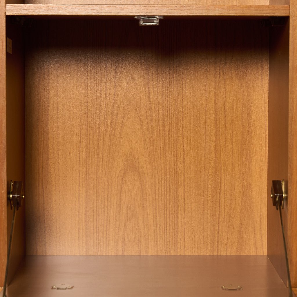 A Quinn (Sales) Ltd ヴィンテージ ウォールユニット