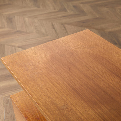 英国 ヴィンテージ ベッドサイド キャビネット