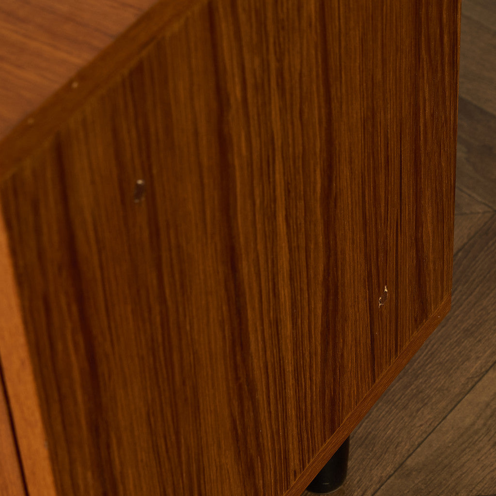 英国 ヴィンテージ キャビネット