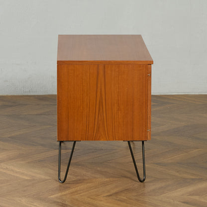 英国 ヴィンテージ キャビネット