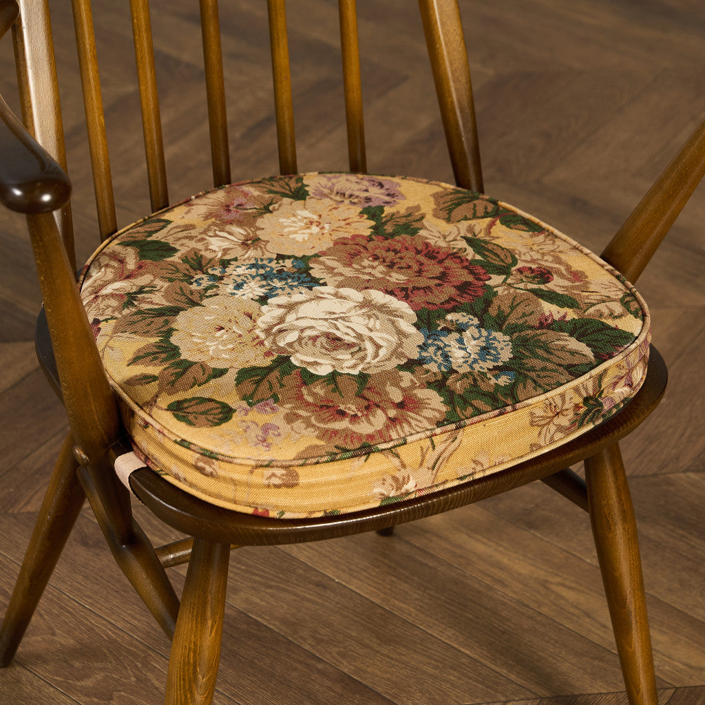 ヴィンテージ クエーカー アームチェア ラウンドゴールドラベル