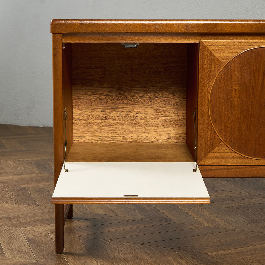 ヴィンテージ サークル サイドボード