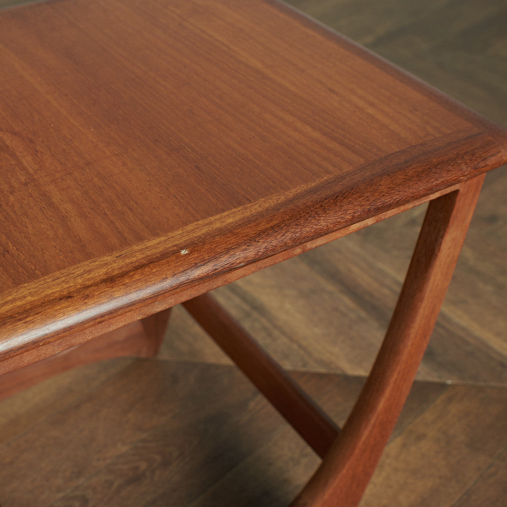 Astro セラミックタイルトップ ネストテーブル (3552D)