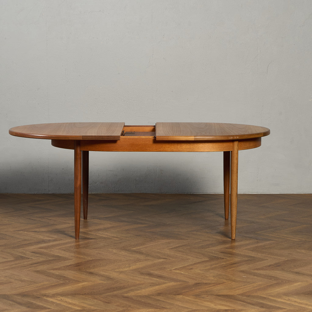 ヴィンテージ エクステンション オーバルダイニングテーブル
