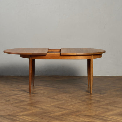 ヴィンテージ エクステンション オーバルダイニングテーブル