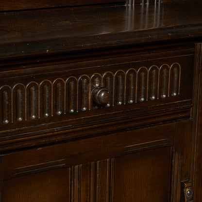 英国 クラシック コートカップボード