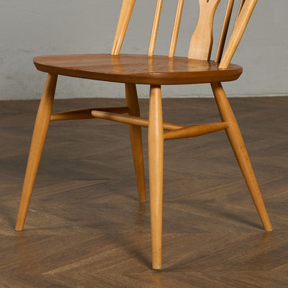 シスルバックチェア ゴールドメタルラベル