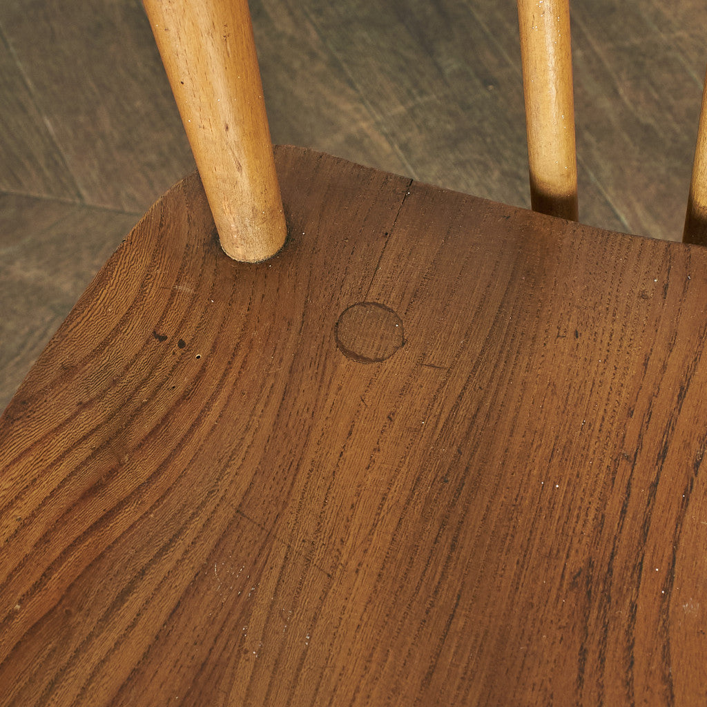 スティックバックチェア