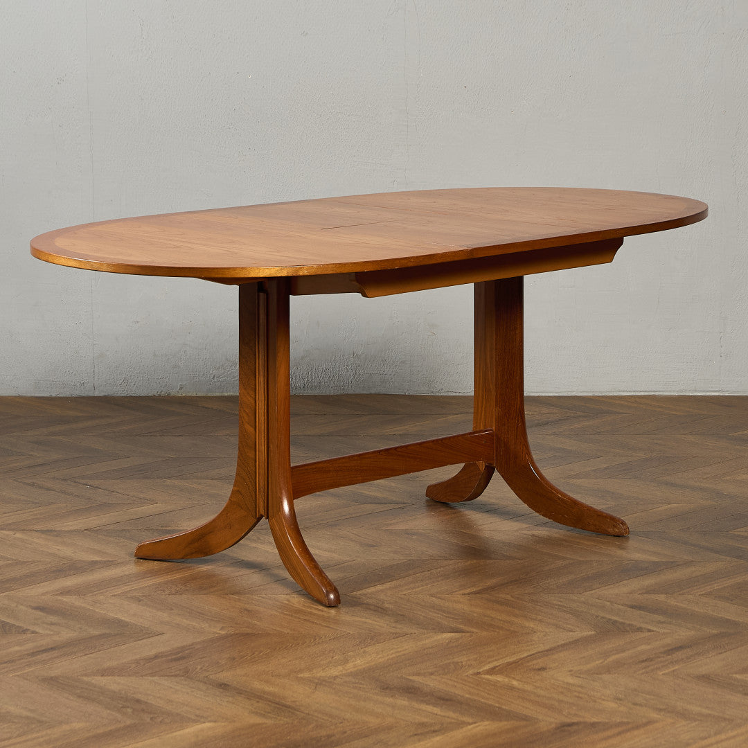 ヴィンテージ エクステンション オーバル ダイニングテーブル