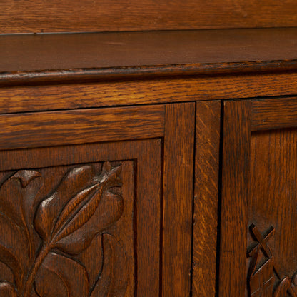 英国 アンティーク キャビネット