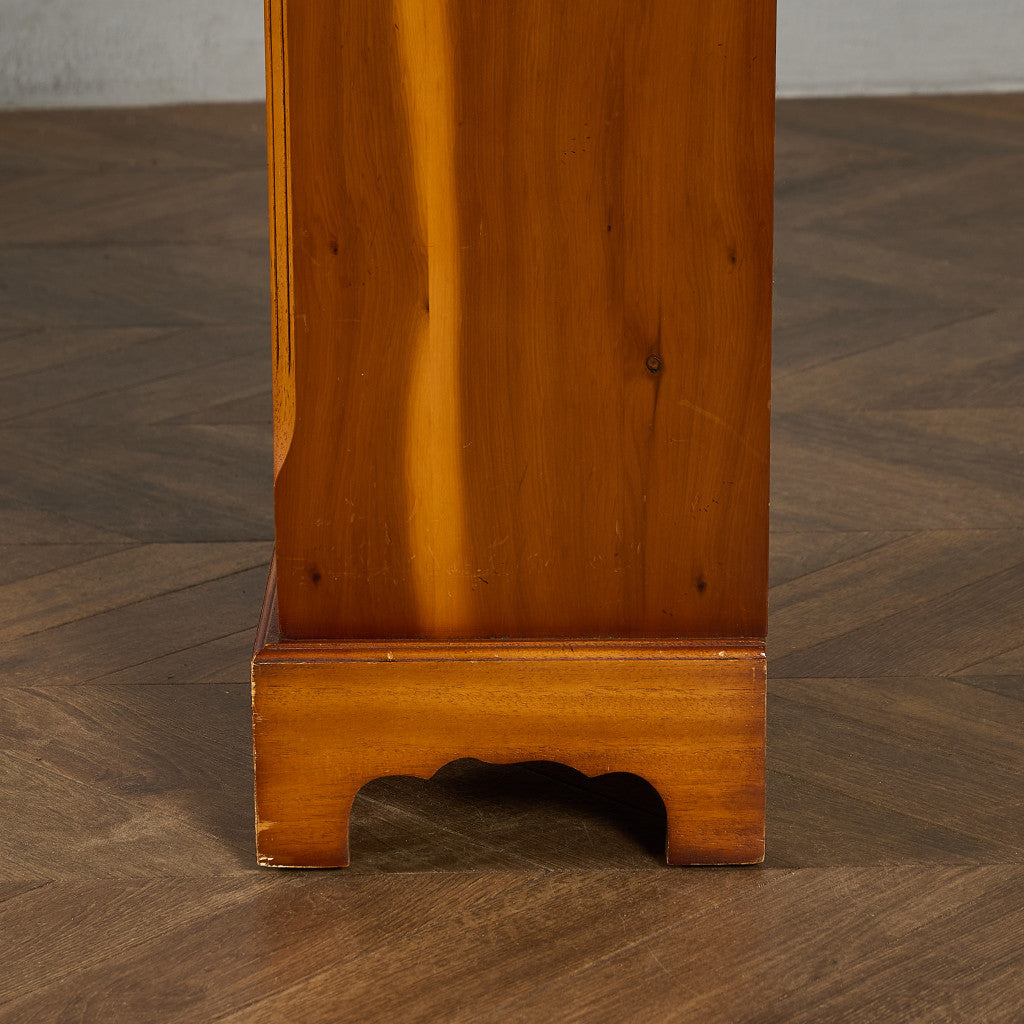 英国 クラシック サイドキャビネット