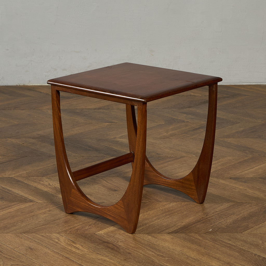 Astro ヴィンテージ タイルトップ ネストテーブル (3552D)