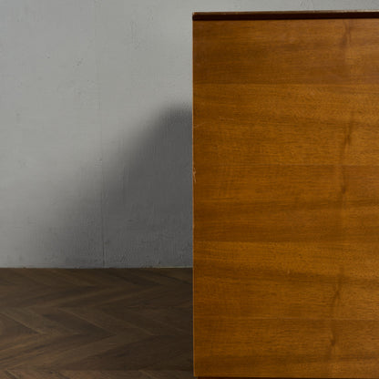 英国ヴィンテージ サイドボード