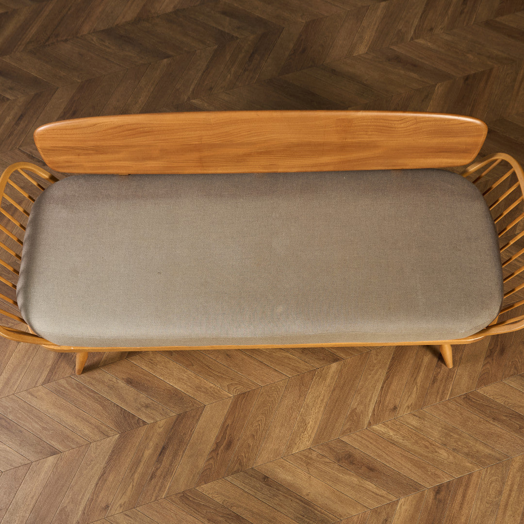 ウィンザー スタジオカウチソファ デイベッド