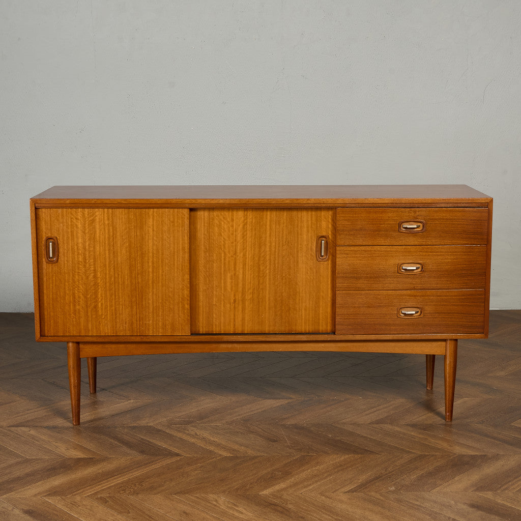 ヴィンテージ サイドボード 食器棚