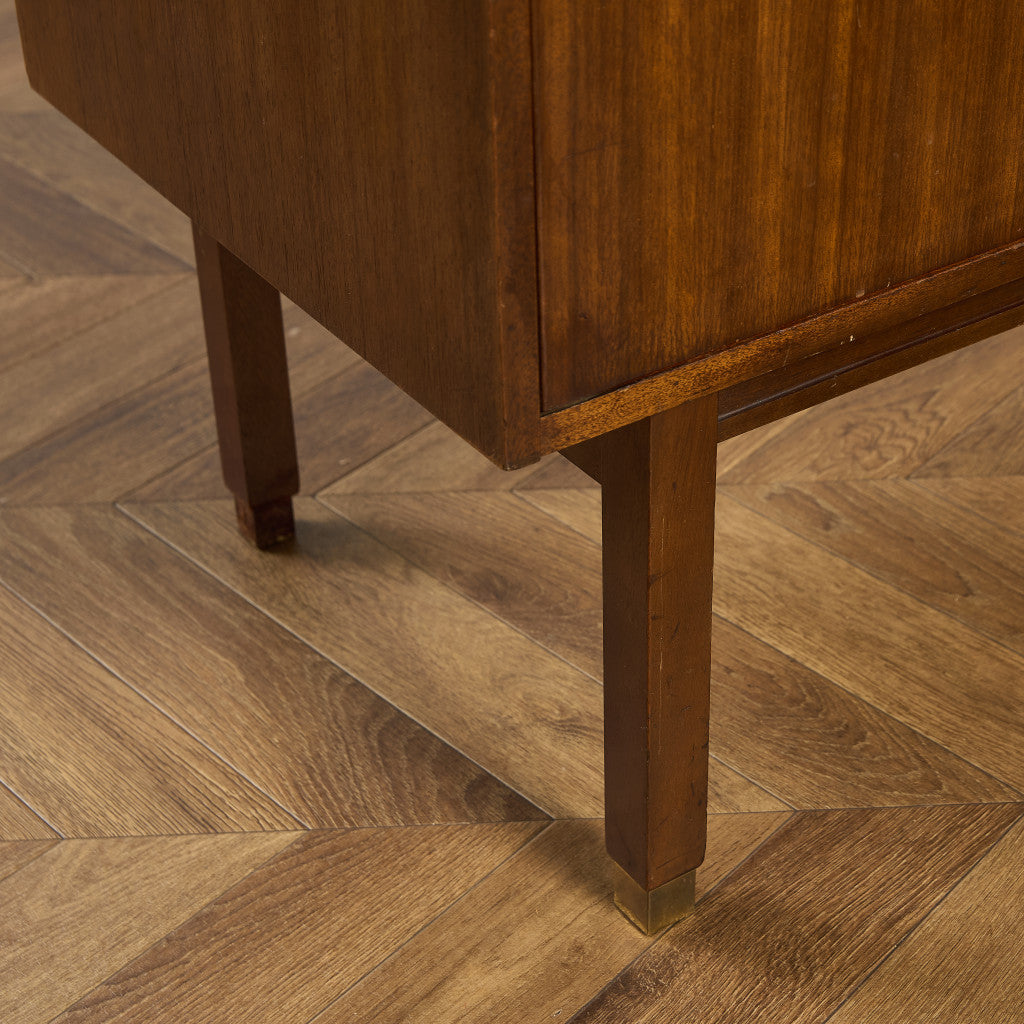 Brass-fitted Tola  ヴィンテージ サイドボード (4005)