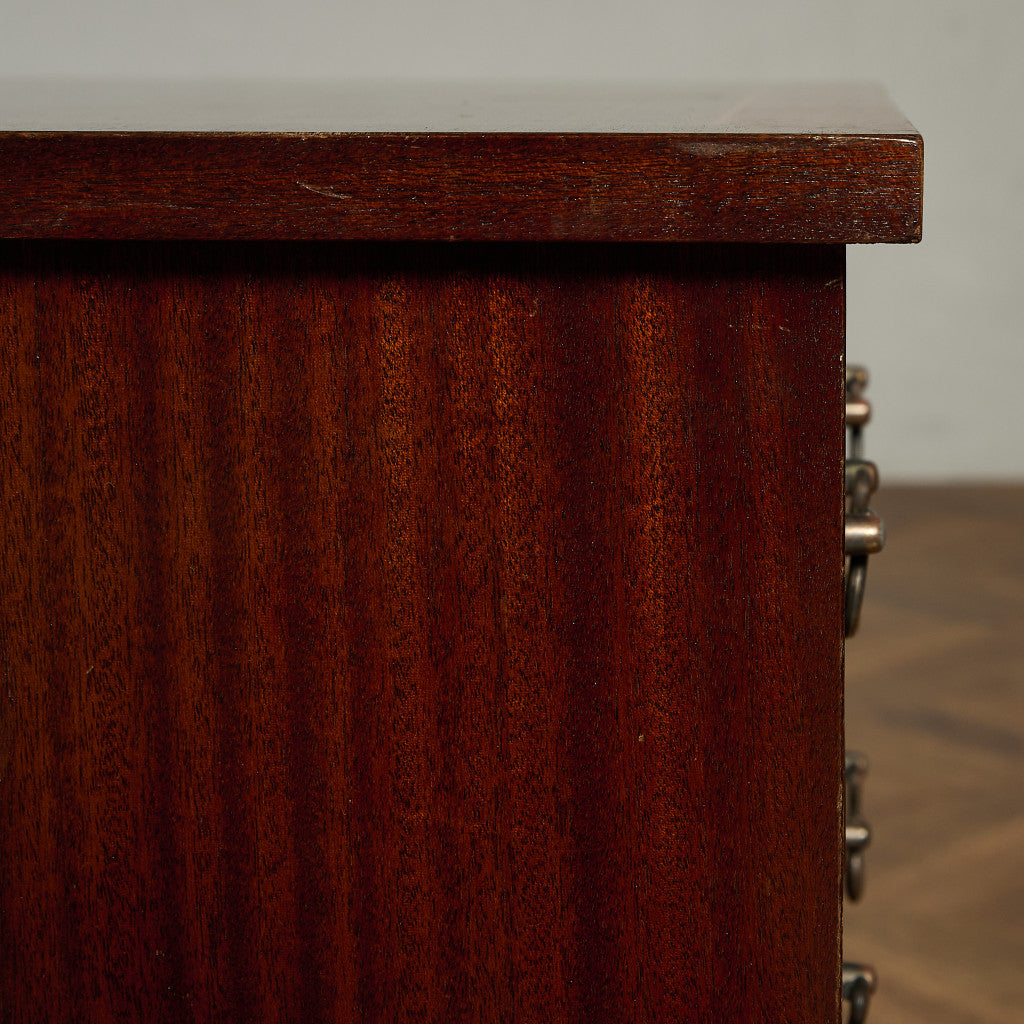 英国 クラシック 4段 サイドチェスト