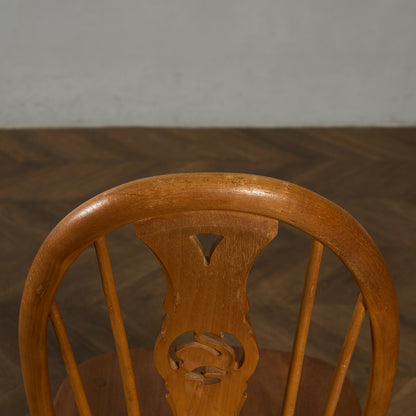 スワンバックチェア  ラウンドゴールドラベル