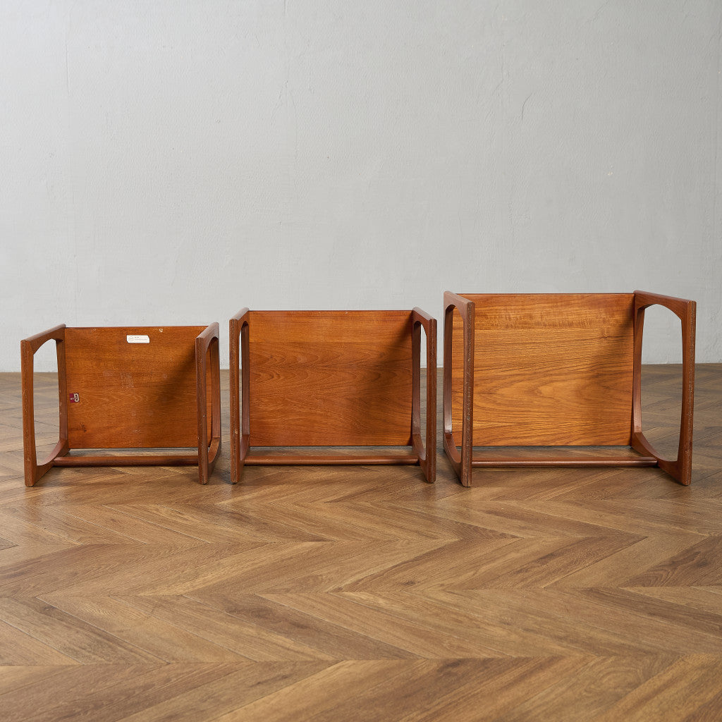 Quadrille ヴィンテージ ネストテーブル