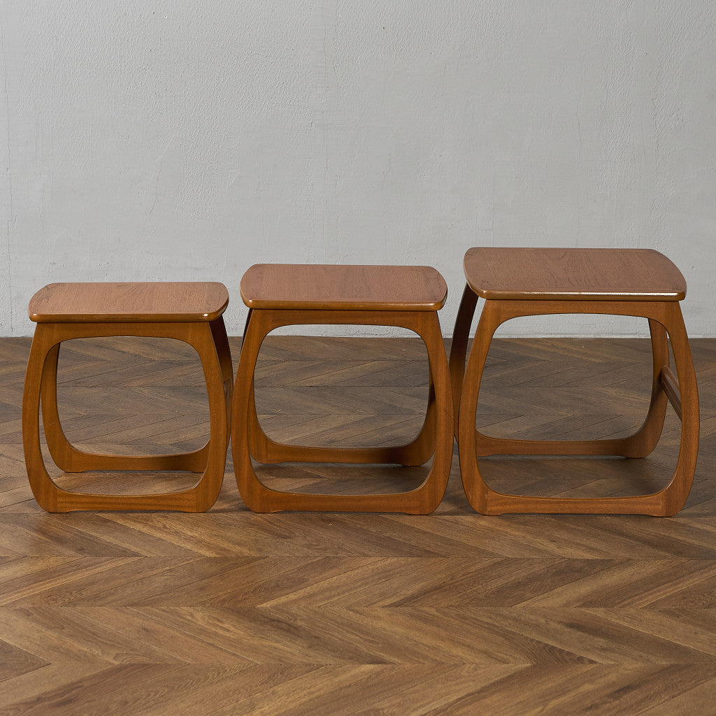 Burlington ネストテーブル