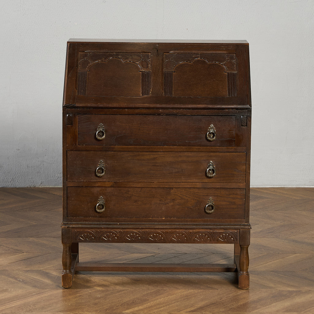 Stanley Wood of Olney ライティング ビューロー