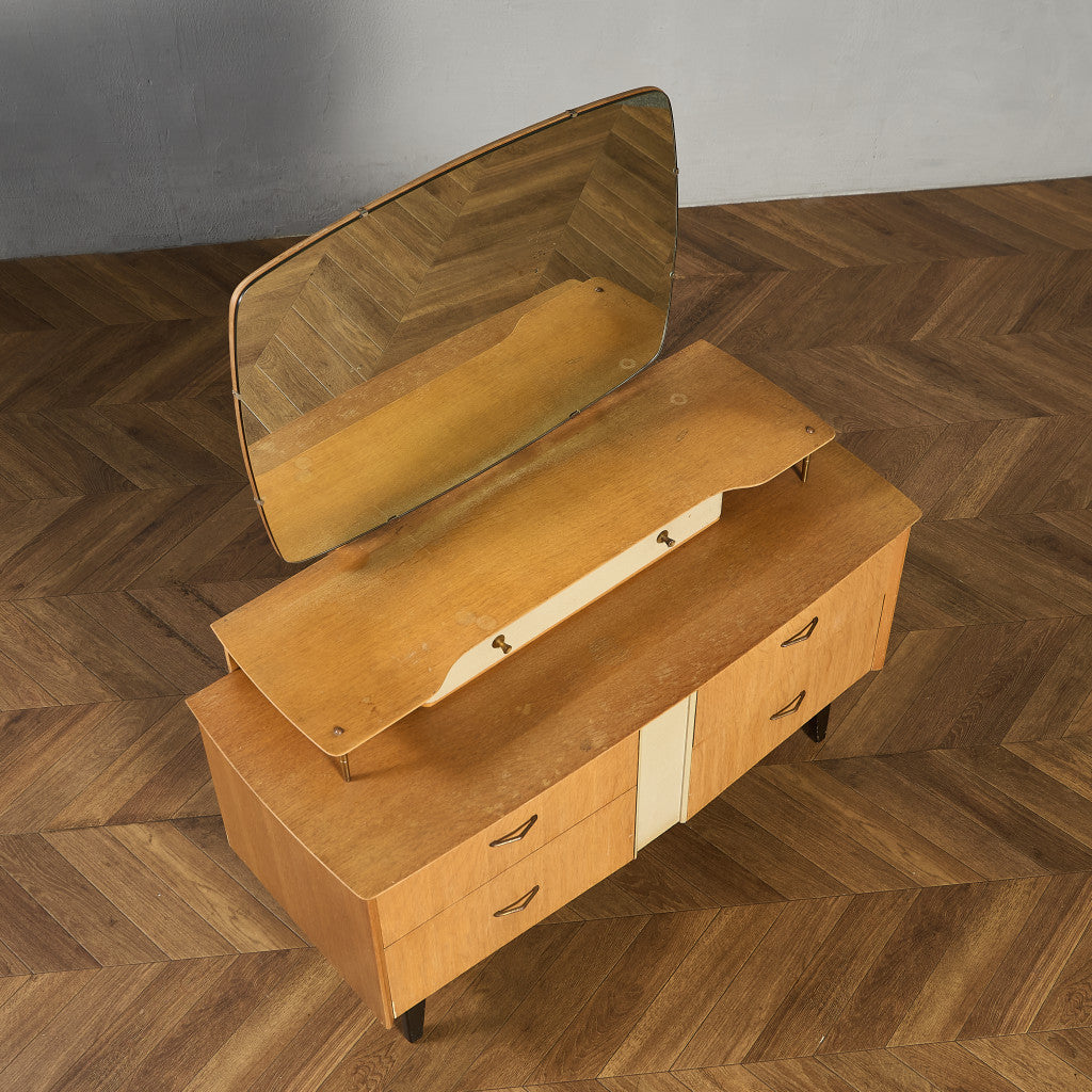 Advance Furniture ヴィンテージ ドレッシングチェスト ドレッサー