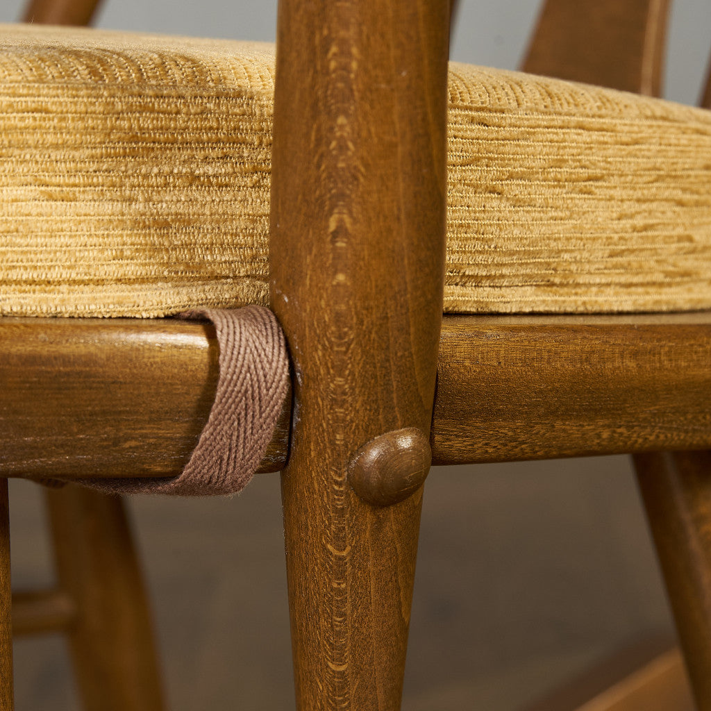 ヴィンテージ スワンバック ロッキングチェア ラウンド型メタルラベル