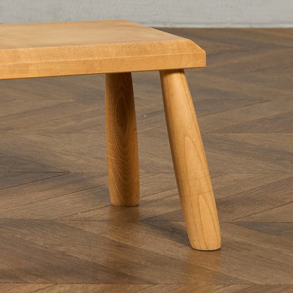 Chapel House Furniture ミルキングスツール