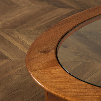 astro オーバルコーヒーテーブル