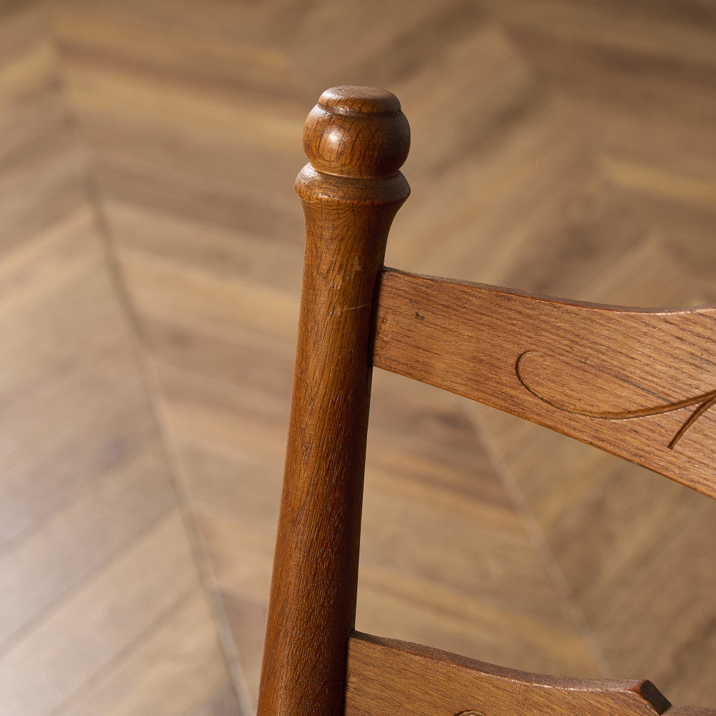 英国クラシック ラダーバック アームチェア