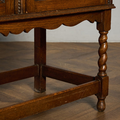 英国 クラシック ウェルシュドレッサー  食器棚