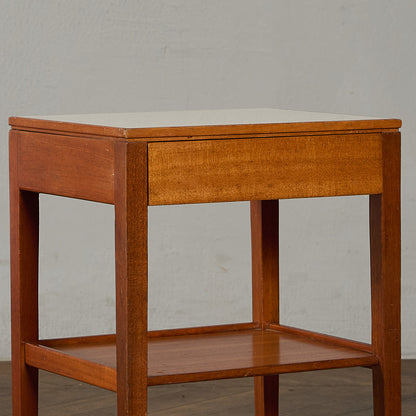 英国 ヴィンテージ サイド キャビネット サイドテーブル